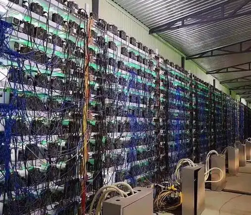 Sprawling U.S.-based mining farm with rows of operational miners