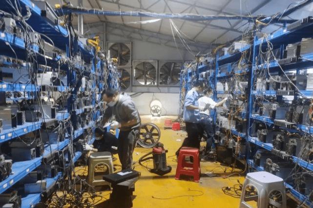 Modern GPU Mining Farm in France with Cooling Systems