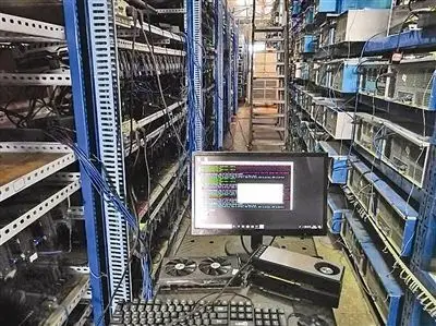 A visual representation of a modern mining farm efficiency setup